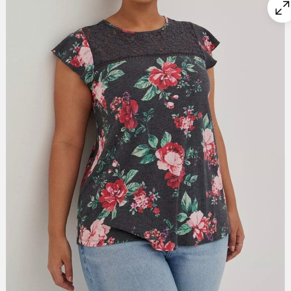 Torrid sz00 gray Floral Crinkle Textured Cap Sleeve Lace Yoke Tie Back Top